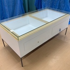 ディスプレイテーブル　ガラス　1800x900