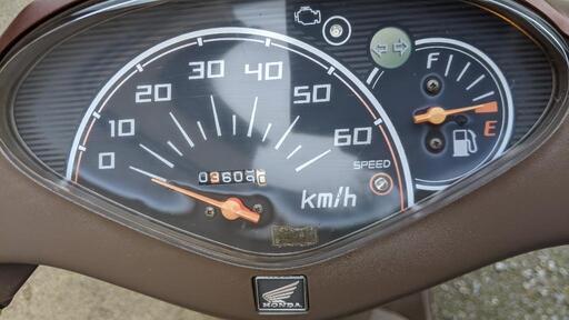 ホンダ　ディオチェスタ　新車　DIODio 便利なカゴ付き　出前や、配達に　50cc ホンダ ディオチェスタ 新車 DIODio 便利なカゴ付き 出前や、配達に