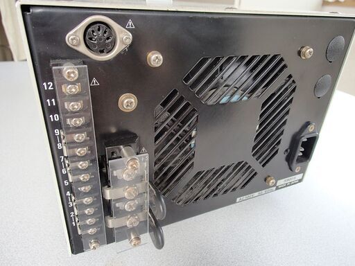 直流安定化電源装置