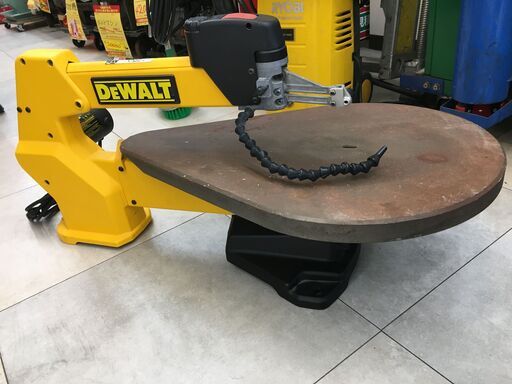 DEWALT　DW788　糸のこ盤　刃無し　中古品