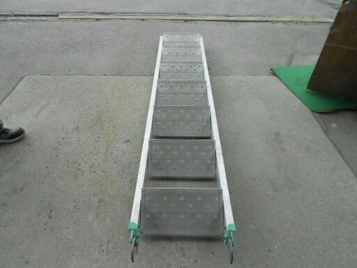 ☆足場ビデ用ハシゴ（アルミ製）☆