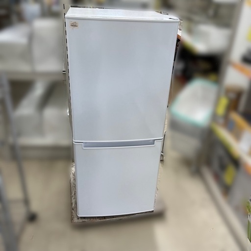 J1232  6ヶ月保証付！ 2ドア冷蔵庫 ニトリ グラシア NTR-106 106L  2019年製 動作確認、クリーニング済み！