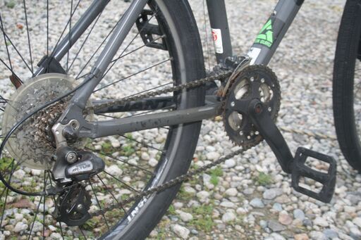 即乗可能】クロスバイク 21段変速 ジャイアント スナップ