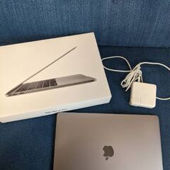 【ネット決済・配送可】【ほぼ新品】MacBook Pro2017...