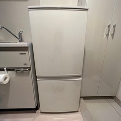 冷蔵庫 SHARP SJ-D14B-W 2016年製