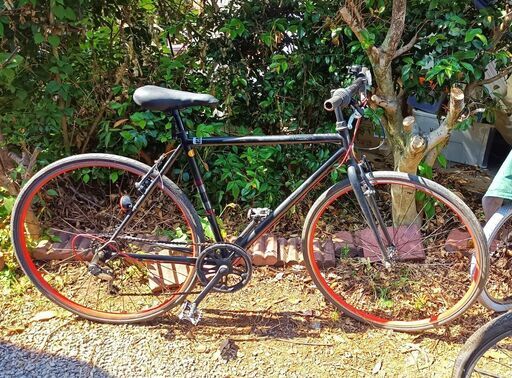 ☆黒×赤‼反則技のカラーリング‼ お届け可！☆ 700C