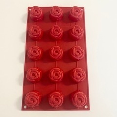 フランス 製　シリコンフィナンシェ型　薔薇　15個