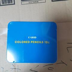 色鉛筆12色入り
