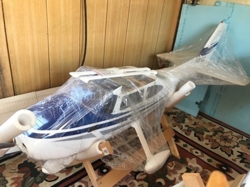 セスナ☆スカイライン☆182☆ラジコン☆未飛行