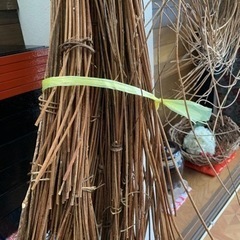 あけびのツル　（本物）　少量ずつでもオッケー あけびのツル （本物） 少量ずつでもオッケー