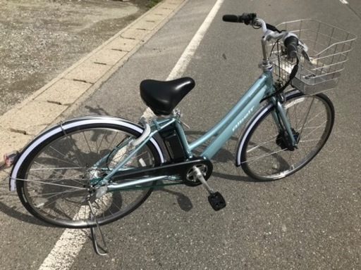 ブリヂストン電動アシスト自転車 アルベルト 内装3段のギヤ付きです。