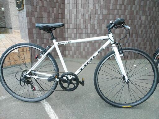 取引決定しました。防犯登録料込み！札幌市内配達無料。中古クロスバイク700×28Cホワイト！
