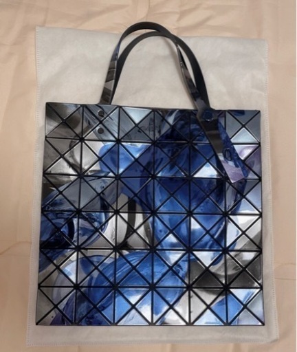 バッグ 新品未使用ISSEY MIYAKE イッセイ ミヤケ ジェリートートバッグ