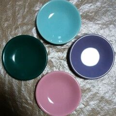 カラー小皿４枚セット