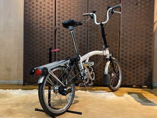 ■BROMPTON M3R ブロンプトン ホワイト 16インチ 3速 折畳み自転車 自転車 札幌発 ★