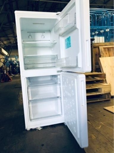 配送可能　2018年　ハイアール HAIER JR-NF148A W [ファン式 冷蔵冷凍庫 148L 右開き 2ドア ホワイト] （