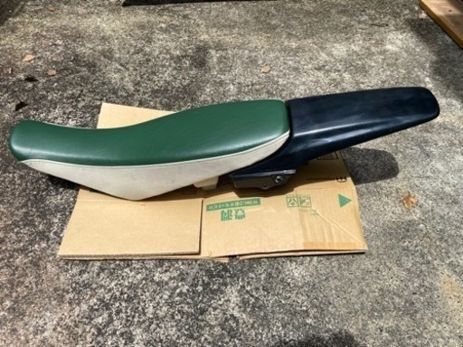 【美品】XR100 XR50 モタード / 純正シート  張り替え済 テール付