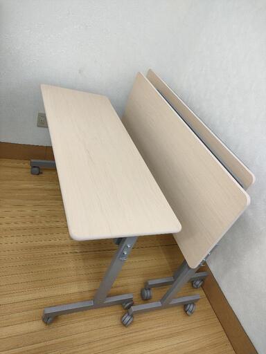 【美品中古】会議用テーブル　3台　キャスター付きテーブル　スタッキングテーブル