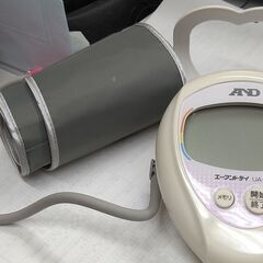血　圧　計／エーアンド・ディ(UA-782)