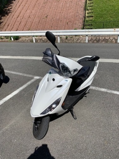 YAMAHAアクシスz  １２５CC 自賠責令和９年　美車