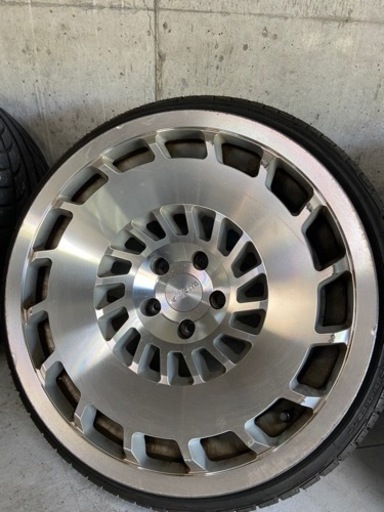 rotiform ccv 19インチ