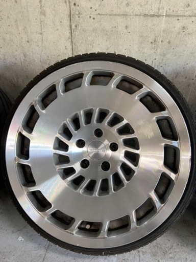 rotiform ccv 19インチ