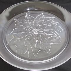 ガラスの大皿２枚セット　ポインセチア柄　石塚硝子 未使用品です。