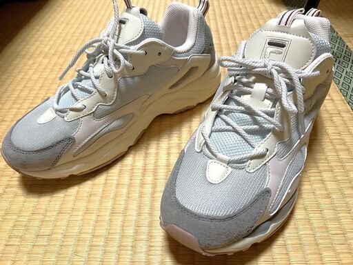 FILA スニーカー　靴下28.0cm