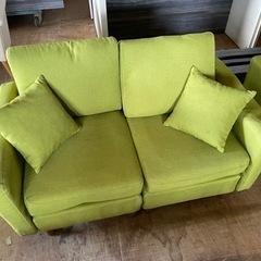 黄緑のソファー