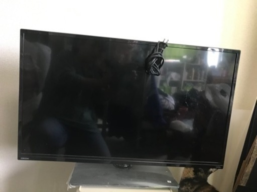 32型　液晶テレビ　オリオン