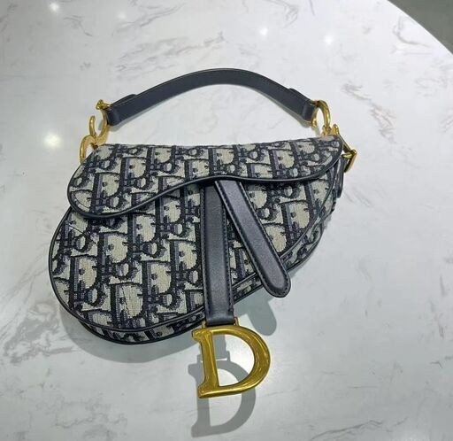 Dior ディオールサドルバッグ