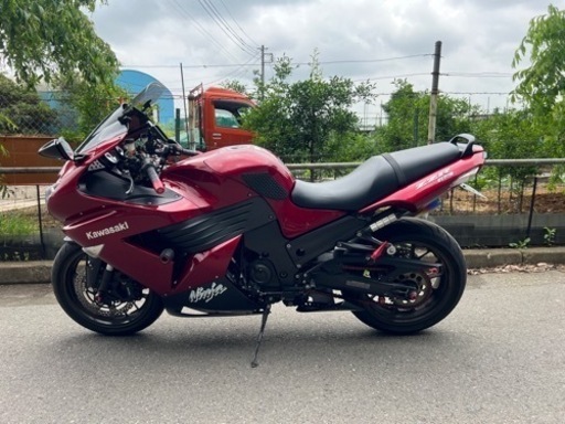 神奈川発　カワサキ　ZZR1400 セル1発　車検付き