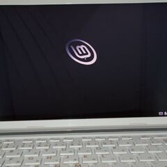 Windowsパソコンに飽き足らなくなって　Linuxにしました。