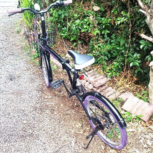 ★エヴァ好き必見⁉ 配達可！★ 黒＆紫のカッコいい 折りたたみ自転車 『GRAPHIS』 20インチ 6段変速ギア付き　 ☆折りたたみ自転車エヴァ好き必見⁉ 配達可！☆ 黒＆紫の