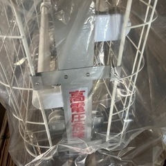 電撃殺虫器（屋外用）