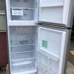Hisense/ハイセンス ノンフロン冷凍冷蔵庫 227L HR-B2302 2020年製 J06024