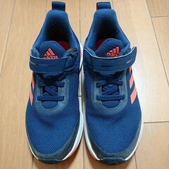 【受け渡し済み】adidas☆19.5cm