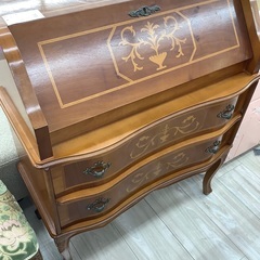 アンティーク調ライティングビューローのご紹介！（トレファク寝屋川） アンティーク調ライティングビューローのご紹介！（トレファク寝屋川）