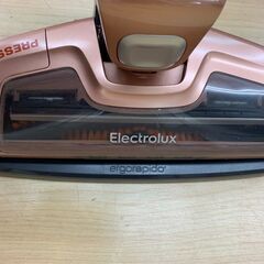 【レガストック川崎本店】コードレス充電クリーナー サイクロン 掃除機 エレクトロラックス