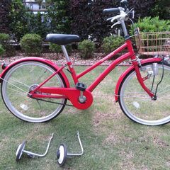 女児　20インチ　赤　自転車　小学生用（補助輪付）