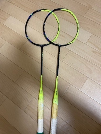 バドミントンラケット 100zz 2本 ジャンク品 バドミントンラケット