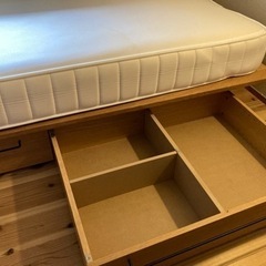 無印良品スモールサイズベッド、下部収納付