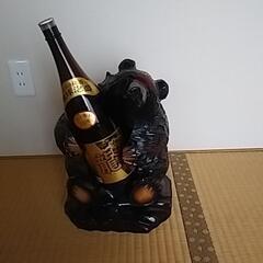 木彫りの熊　父の日にお酒と一緒にいかがでしょうか？