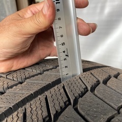 タイヤ255/55R18スタッドレス