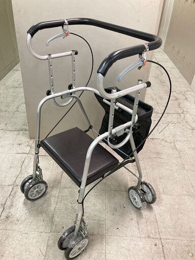展示品　スワン　歩行器　アシストシルバーカーニューDX　歩行補助器具　手押し車　ハンドブレーキ付（グリップ）シルバーカー　介護用品　折りたたみ　高さ調整　リハビリ　五十畑工業　愛知　岐阜　三重　一宮市 グッドプライス一宮