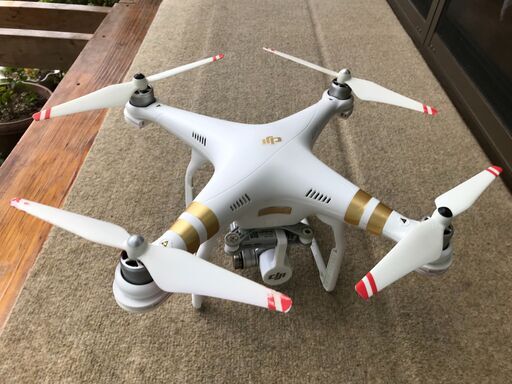 DJIファントム３プロ　ドローン　一式