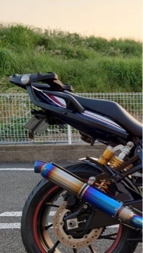 GIVI リアボックス　CB1300（SC54）マウントステー付き GIVI リアボックス CB1300（SC54）マウントステー付き