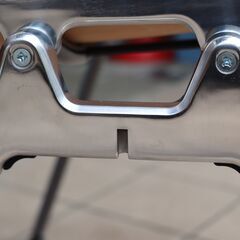 D&DEPARTMENT取扱いイタリアCastelli(カステリ)社のスタッキングチェア2脚セットです。機能性と美しさを兼ね備えた、世界中で愛されているデザイン。やさしく身体に馴染むミーティングチェアCE436