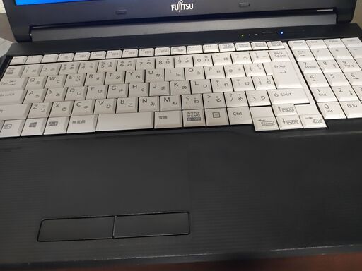 綺麗　富士通 2018年製造モデル　高速SSD搭載　高性能第7世代Core i5搭載　メモリ8G CD/DVD/読み書き　大画面15.6インチ　USB3.0 Wifi対応 Windows11搭載 綺麗 富士通 2018年製造モデル 高速SSD搭載 高性能第7世代Core i5搭載