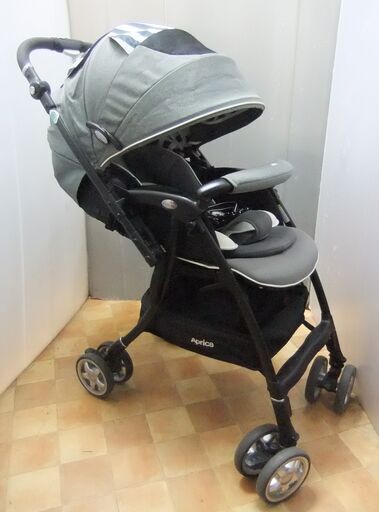 綺麗/ラクーナビッテクッション/１～３６カ月/オート４輪/ハイシート/洗濯済 綺麗/ラクーナ ビッテ/1～36カ月/オート4輪/ハイシート/洗濯済み